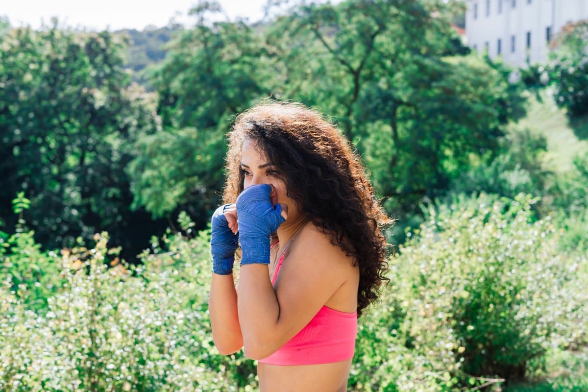 Construyendo una Rutina de Verano a Prueba de Sudor