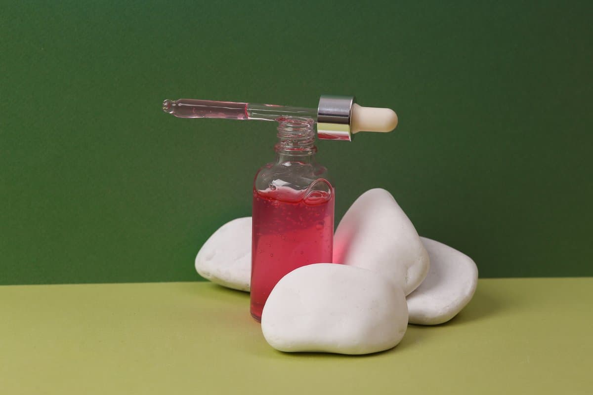 Exfoliating Acids: AHAs, BHAs, and PHAs